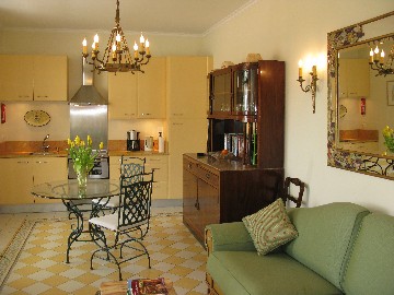 cdb7a8a5-18b3-418e-b5b6-f4f46082573c.1.9