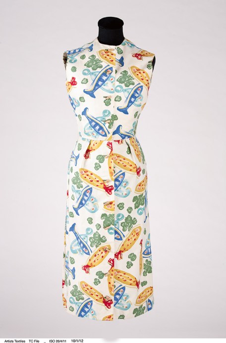 ARTISTS-TEXTILES-_-Claire-McCardell-design-of-Pablo-Picasso-print-of-Fish