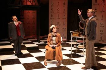 BN-KK790_THEATE_J_20150922144818